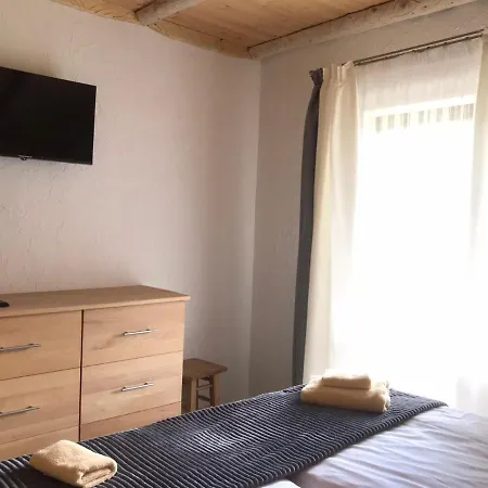 Vovna アパート タターリウ